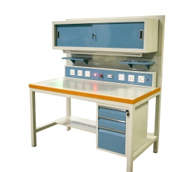 طاولة صيانة الكترونيات