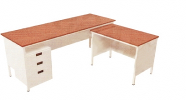 مكتب مع ملحق