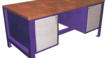 Support table for maintenance workshops